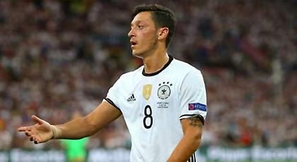 Ξεκουράζει τον Εζίλ ο Γιόακιμ Λεβ