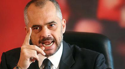 Επιμένει στις προκλήσεις ο Ράμα: Το τσάμικο είναι εθνικό θέμα των Αλβανών