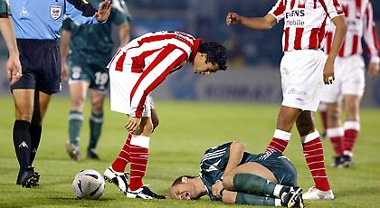 ΘΕΜΑ: Τα φαρμακερά τάκλιν σε ντέρμπι «αιωνίων»!