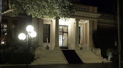 Μπρα ντε φερ Τσίπρα-Φίλη: Το Παιδείας ή τίποτα!