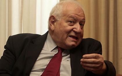 Ο εμπνευστής του νέου Σχεδίου Μάρσαλ, Δημήτρης Παπαδημητρίου, στο υπουργείο Οικονομίας