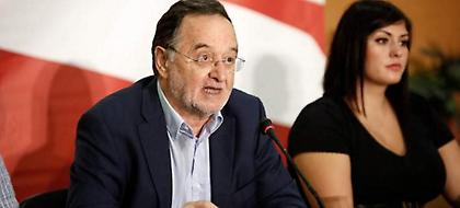 Λαφαζάνης: Ανακύκλωση φθαρμένων και αποτυχημένων προσώπων ο ανασχηματισμός