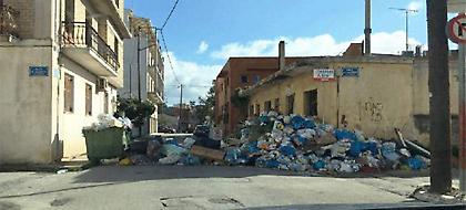 Βουνά τα σκουπίδια στη Ζάκυνθο -Φοβούνται για την υγεία τους οι κάτοικοι (pics)