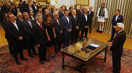 Σήμερα το πρώτο υπουργικό συμβούλιο, αύριο η «αλλαγή φρουράς» στα υπουργεία