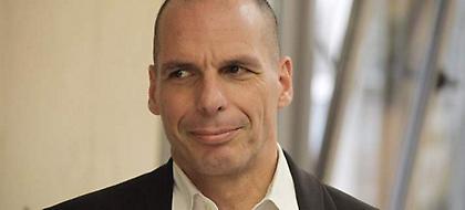 Κόντρα Λαζαρίδη- Βαρουφάκη: Οταν έχετε κοστίσει στον ελληνικό λαό 100 δισ. καλά θα κάνετε να σιωπάτε