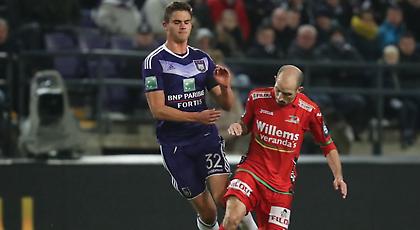 Ούτε… συνεννοημένες να ήταν Αντερλεχτ, Μπριζ