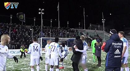 Έπαιξαν… χιονοπόλεμο παίκτες και οπαδοί! (video)