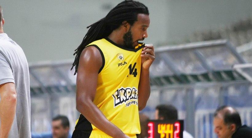 Χάνει Φάλκερ για το ντέρμπι η ΑΕΚ