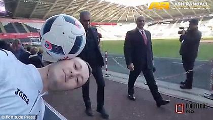 ‘Όταν ο Μουρίνιο κάνει πλάκα (video)