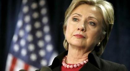Βουρκωμένη η Χίλαρι: Είναι επώδυνη ήττα (video)