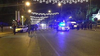 Η επίθεση στη γαλλική πρεσβεία «νέκρωσε» το κέντρο - Ποιοι δρόμοι είναι κλειστοί