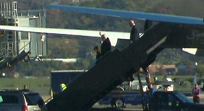 Έφτασε στο Λευκό Οίκο ο Τραμπ - Συνάντηση με Ομπάμα