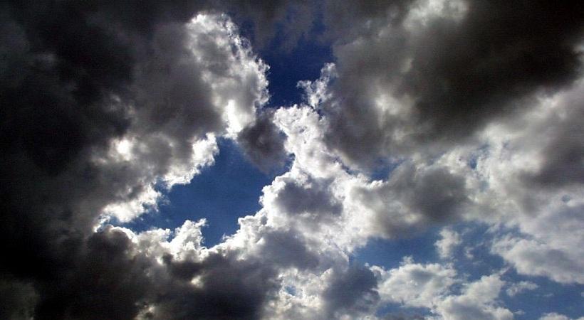 Άστατος και σήμερα ο καιρός: Συννεφιά, τοπικές βροχές και καταιγίδες στα δυτικά