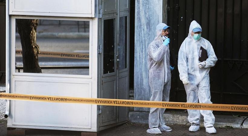 Συναγερμός έπειτα από την επίθεση στη γαλλική πρεσβεία