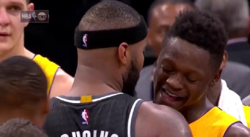 Σαν τα κοκόρια Κάζινς και Ραντλ