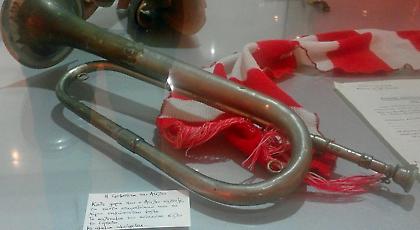 Όταν… σιώπησε η θρυλική τρομπέτα! (pics/video)