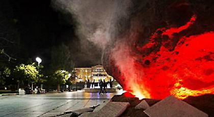 Ένας μετεωρίτης στο Σύνταγμα! Τι συνέβη στην πλατεία;