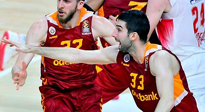 Ντίμπλερ: «Καλή άμυνα στο πρώτο ημίχρονο, καλό σουτ στο δεύτερο»