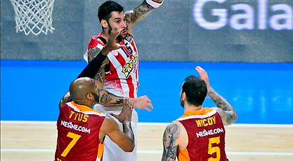 Η τάπα του Τάιους στον Πρίντεζη που έκρινε το Γαλατά-Ολυμπιακός (video)