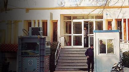 Επίθεση αντιεξουσιαστών στο 16ο αστυνομικό τμήμα Πατησίων