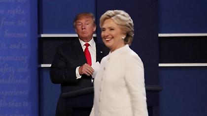 Πάνω από 1,5 εκατ η διαφορά ψήφων της Χίλαρι από τον Τραμπ