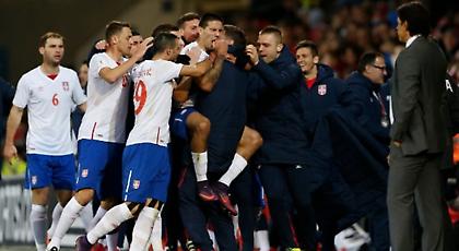 Μοιραίος Μπέιλ και... σοκ από τη Σερβία! (video)