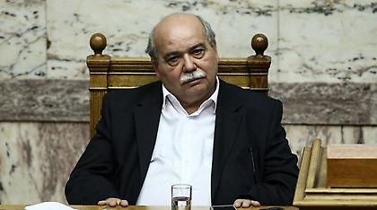 Βούτσης για αριθμό τηλεοπτικών αδειών: «Δεν νοείται να ξεχειλώσει»