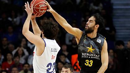 Διέλυσε η Ρεάλ την Τενερίφη στο… ντέρμπι κορυφής και βλέπει Παναθηναϊκό