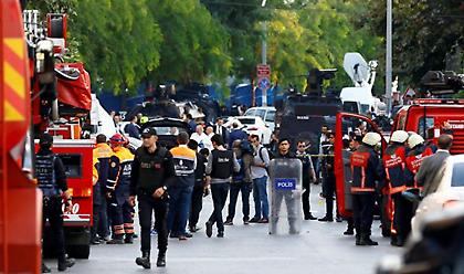 Έκρηξη παγιδευμένου δέματος σε συνοικία της Κωνσταντινούπολης