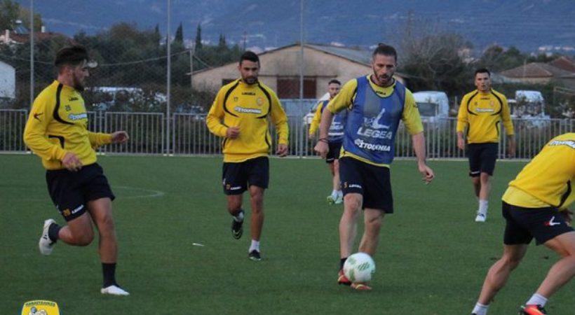 Τέσσερις απουσίες για Μαντζουράκη