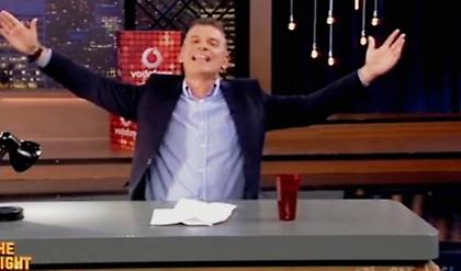 ΕΠΟΣ: Ο Γεωργούτζος ξεσπά τραγουδώντας Πάριο (video)