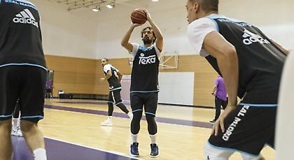 Γιουλ: «Δύσκολο να αντικαταστήσεις τον θρύλο Διαμαντίδη, αλλά ο Καλάθης τα πάει πολύ καλά»