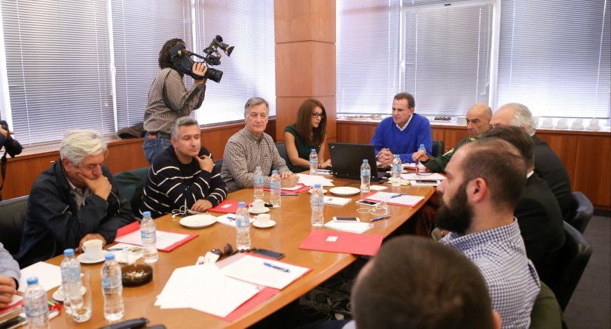 Μετωπική της «κίνησης των 12» με τους Ολυμπιακό, Παναθηναϊκό, ΠΑΟΚ λόγω τηλεοπτικών!