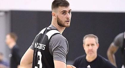 Καλός ο Παπαγιάννης στην ήττα των Bighorns (video)