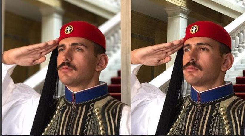 Ο τσολιάς που εντυπωσίασε το φωτογράφο του Ομπάμα και έγινε viral