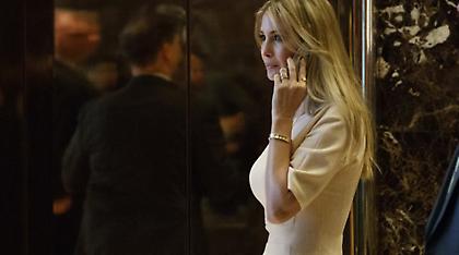 Η συνέντευξη του Ντόναλντ Τραμπ, η Ιβάνκα και το βραχιόλι των 10.800 δολαρίων