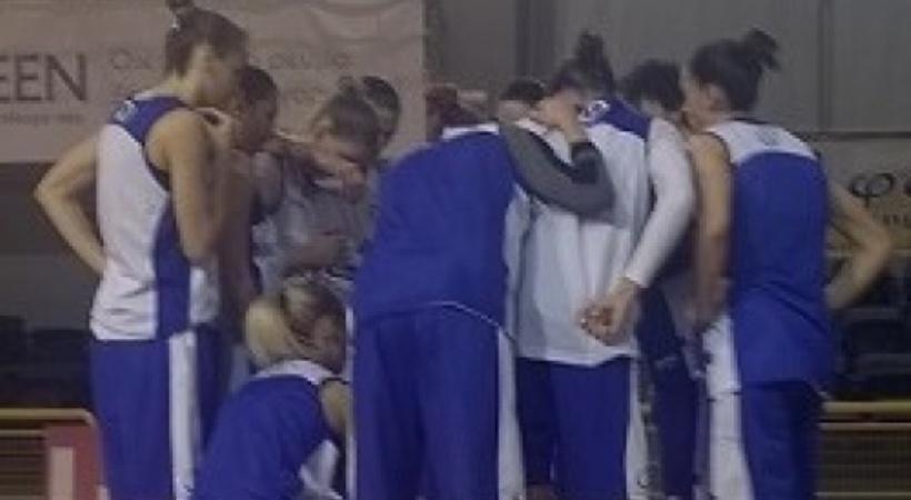 Εκτός Μάλτση, Χατζηνικολάου