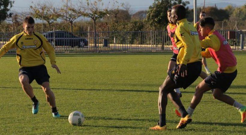 Ανάμεικτα συναισθήματα για Μαντζουράκη