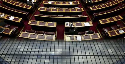 Ένεση 859 εκ. ευρώ από τον κρατικό προϋπολογισμό για τις συντάξεις του 2017