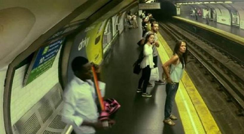 Τρένο – φάντασμα φτάνει στο μετρό και αφήνει άναυδους τους επιβάτες