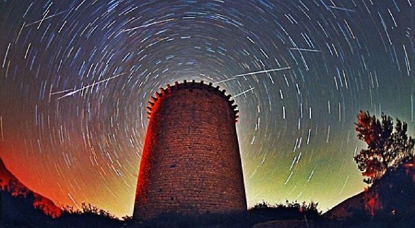Ένα υπέροχο θέαμα στον ουρανό: Τι θα συμβεί για τελευταία φορά απόψε;