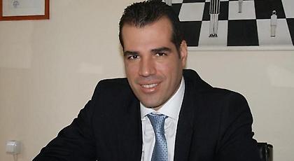 Παραμένει στην εντατική ο Θάνος Πλεύρης