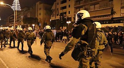 Ένταση και οδοφράγματα στο Πολυτεχνείο