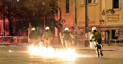 Στις 13 οι συλλήψεις για τα επεισόδια στο Πολυτεχνείο