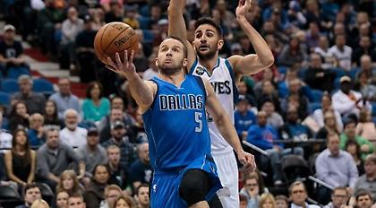 Πλήγμα με Μπαρέα στους Μάβερικς