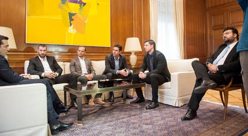 Ικανοποιημένος από το ραντεβού με την ομάδα του 2004 ο υφυπουργός