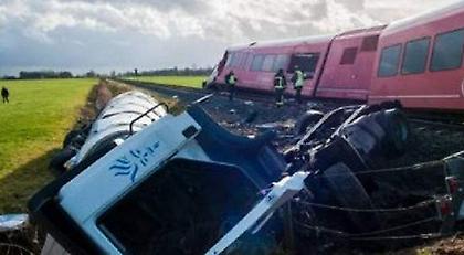 Ολλανδία: 18 τραυματίες σε σύγκρουση τρένου με φορτηγό