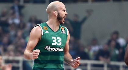 Το μήνυμα του Καλάθη και τα... παλαμάκια του Τζέιμς