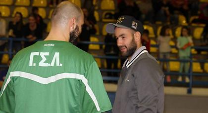 Πήγε στο Κερατσίνι να δει τον αδερφό του ο Σπανούλης (pics)