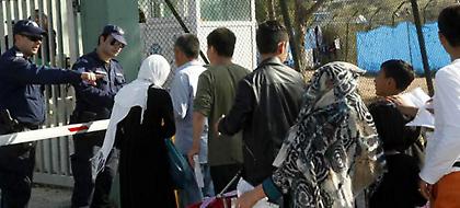 Συνεχίζουν να έρχονται οι πρόσφυγες, άλλοι 217 στα νησιά -Σχεδόν 100 στη Χίο που «βράζει»